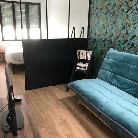 Studio Centre دينار المظهر الخارجي الصورة